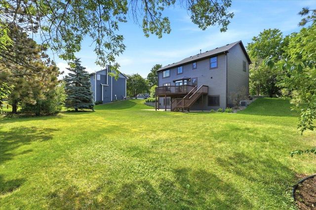 10057 Raleigh Court, Woodbury, MN 55129