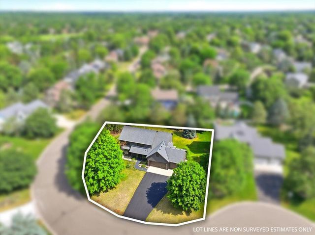 10057 Raleigh Court, Woodbury, MN 55129