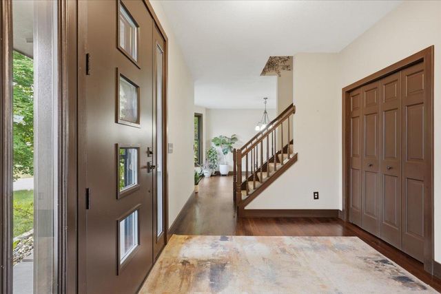 10057 Raleigh Court, Woodbury, MN 55129