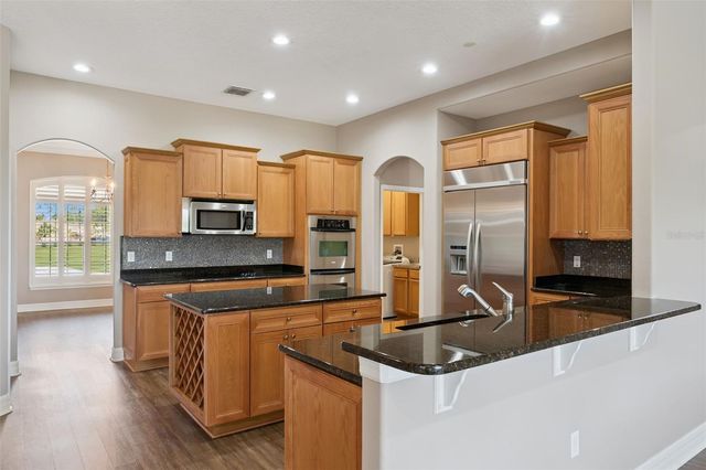 19850 SUGARLOAF MOUNTAIN ROAD, Clermont, FL 34715