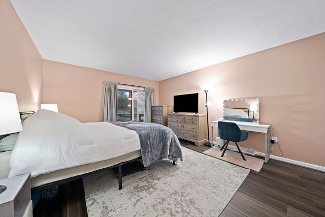 22 Union Square 22, Randolph, MA 02368