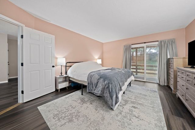 22 Union Square 22, Randolph, MA 02368