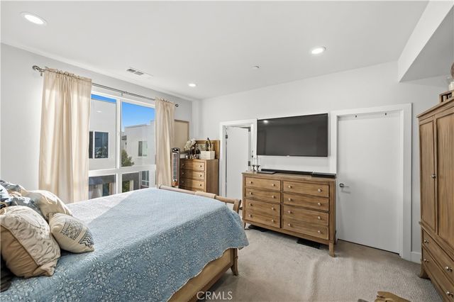 7950 Telegraph, Downey, CA 90240