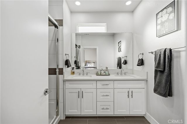 7950 Telegraph, Downey, CA 90240