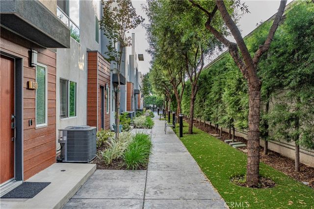 7950 Telegraph, Downey, CA 90240