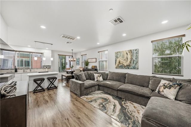7950 Telegraph, Downey, CA 90240
