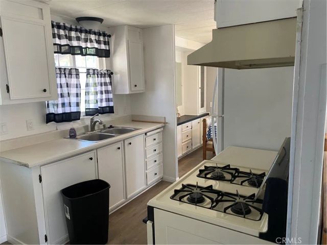 37 Elm Via, Anaheim, CA 92801