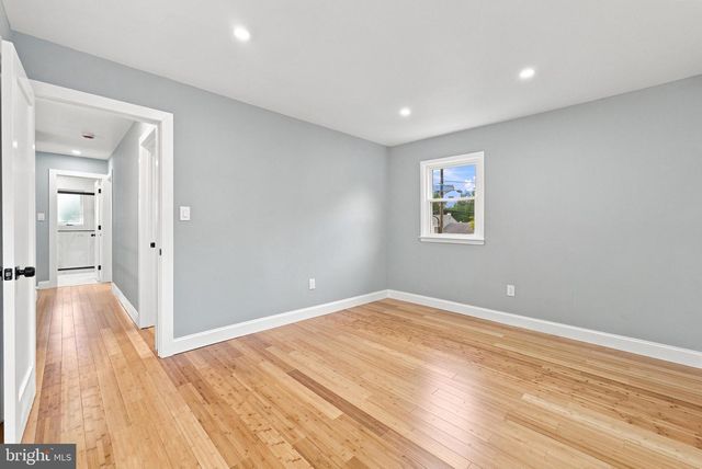3 DUKE ST, Ewing, NJ 08618