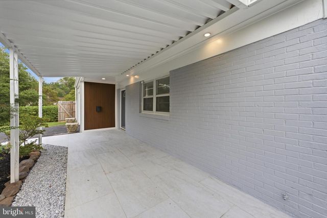 3 DUKE ST, Ewing, NJ 08618