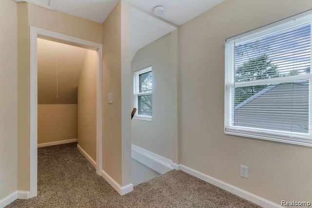 3229 Holly Avenue, Flint, MI 48506