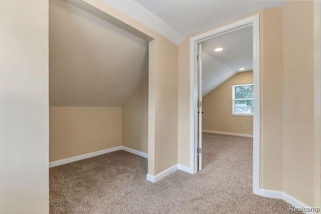 3229 Holly Avenue, Flint, MI 48506