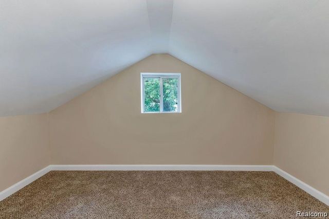 3229 Holly Avenue, Flint, MI 48506