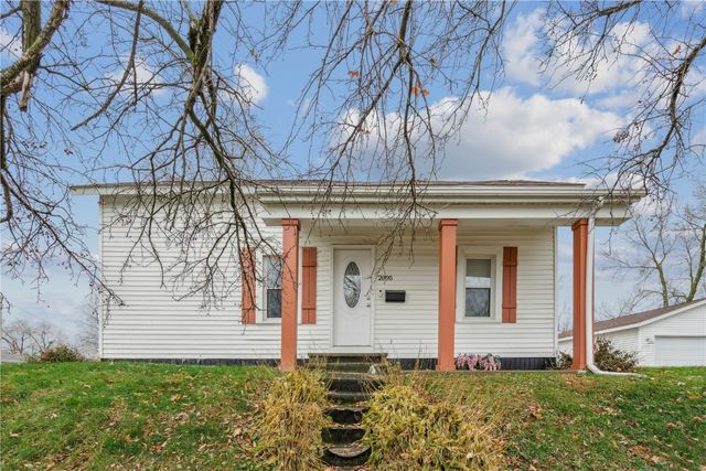 2095 3rd Avenue, Marion, IA 52302