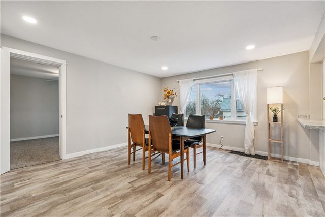 2095 3rd Avenue, Marion, IA 52302