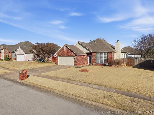 1308 W Richmond Street, Broken Arrow, OK 74012