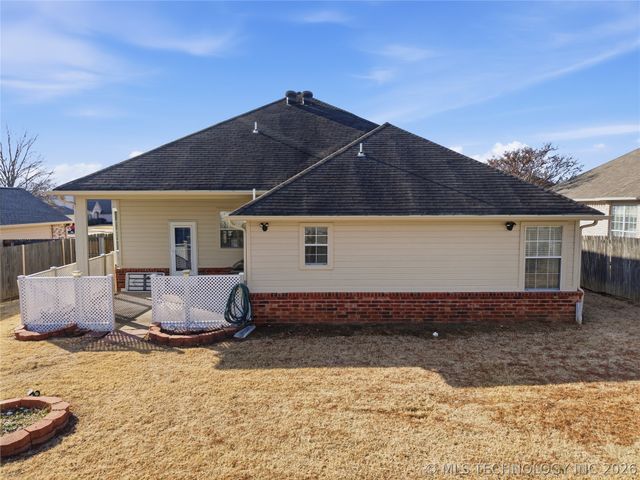 1308 W Richmond Street, Broken Arrow, OK 74012
