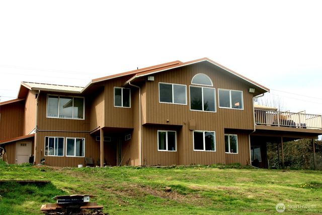 15625 11th Avenue NE, Arlington, WA 98223