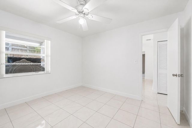 3231 SW 25th St 2, Miami, FL 33133