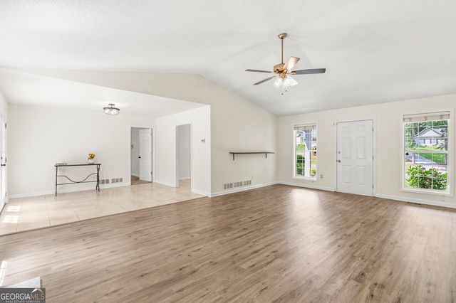 4340 Oak Creek Drive, Gainesville, GA 30506