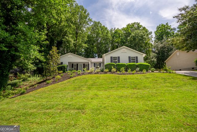 4340 Oak Creek Drive, Gainesville, GA 30506