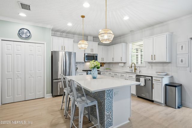 201 GLENWOOD Street, Ponte Vedra, FL 32081