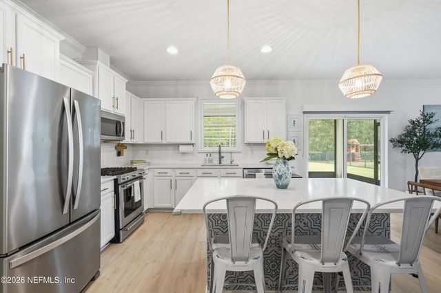 201 GLENWOOD Street, Ponte Vedra, FL 32081