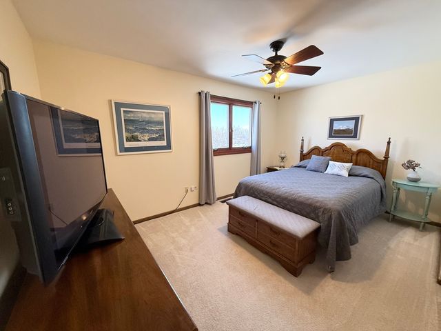 17362 Brook Hill Drive, Orland Park, IL 60467