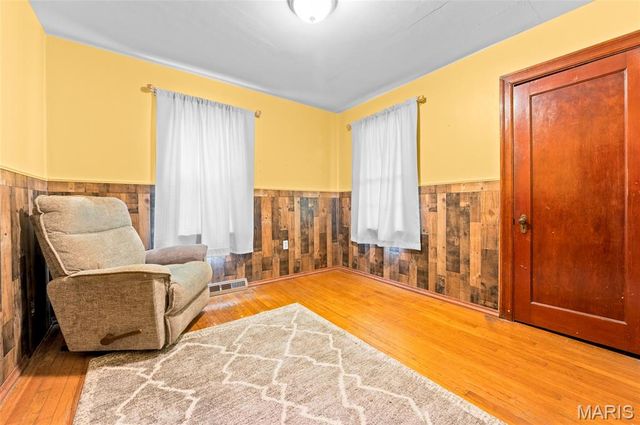 1406 California Avenue, Collinsville, IL 62234