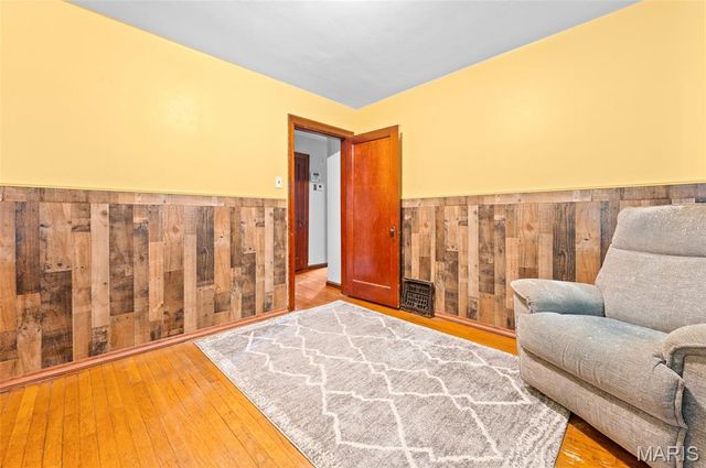 1406 California Avenue, Collinsville, IL 62234