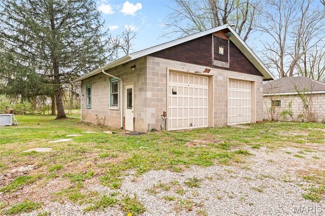 1406 California Avenue, Collinsville, IL 62234