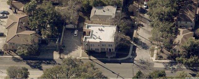 400 W Lynwood Ave, San Antonio, TX 78212