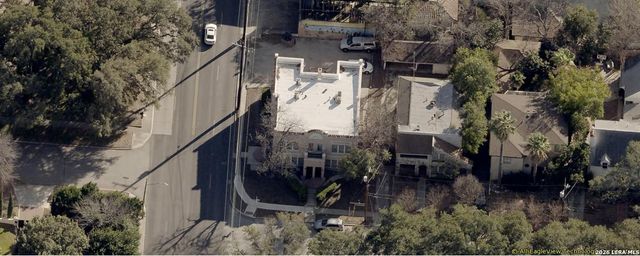 400 W Lynwood Ave, San Antonio, TX 78212