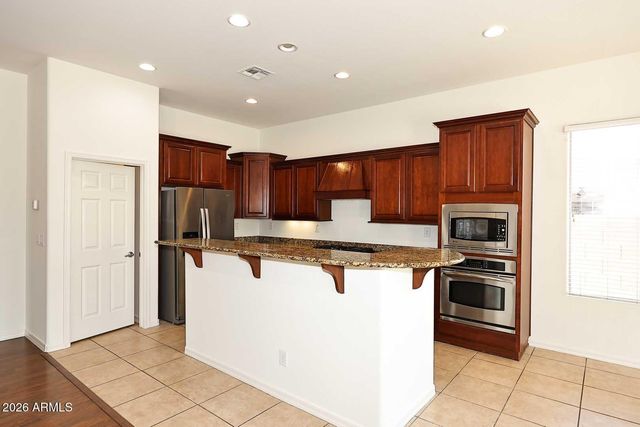 29220 N 20TH Lane, Phoenix, AZ 85085