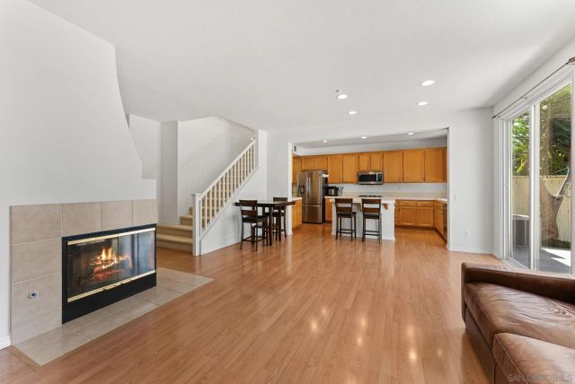 10086 Baylee Ln, San Diego, CA 92127