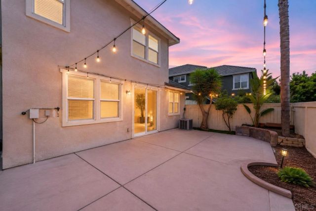 10086 Baylee Ln, San Diego, CA 92127