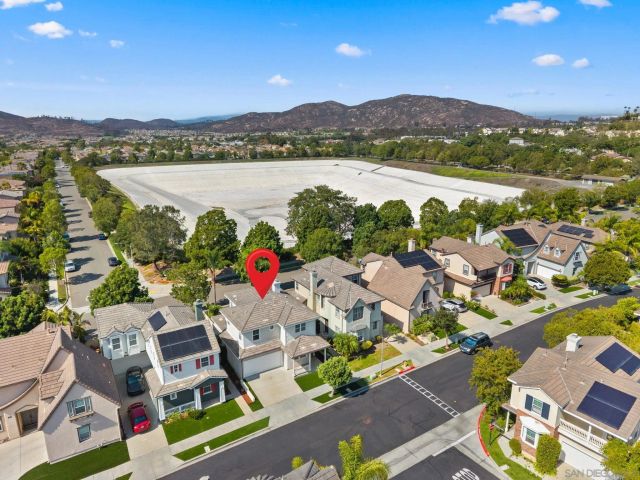 10086 Baylee Ln, San Diego, CA 92127