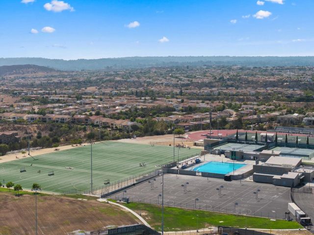 10086 Baylee Ln, San Diego, CA 92127