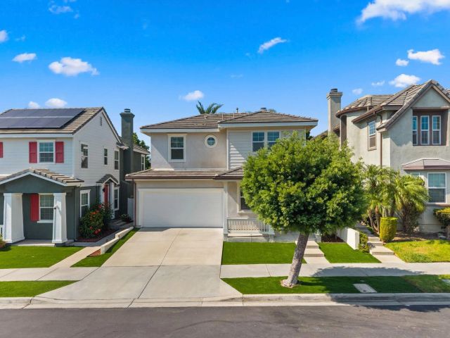 10086 Baylee Ln, San Diego, CA 92127