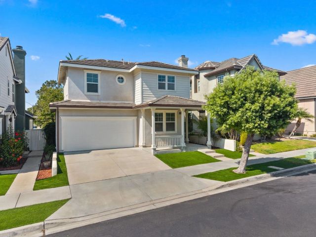 10086 Baylee Ln, San Diego, CA 92127