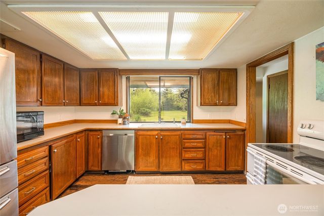 1814 Newkirk Road, Ferndale, WA 98248