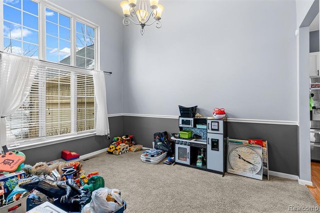 2330 Cherry Tree Lane, Grand Blanc, MI 48439