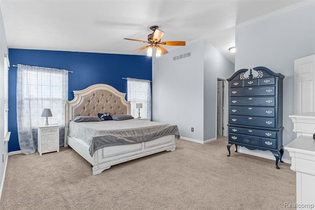 2330 Cherry Tree Lane, Grand Blanc, MI 48439