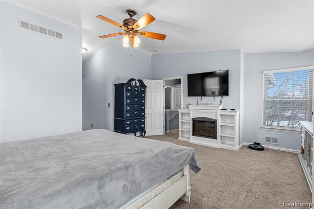 2330 Cherry Tree Lane, Grand Blanc, MI 48439