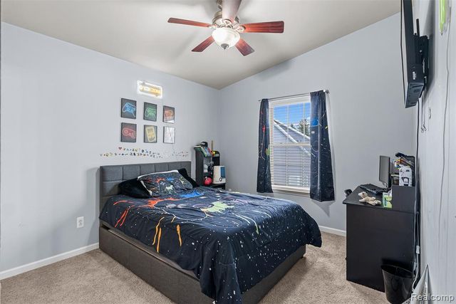 2330 Cherry Tree Lane, Grand Blanc, MI 48439