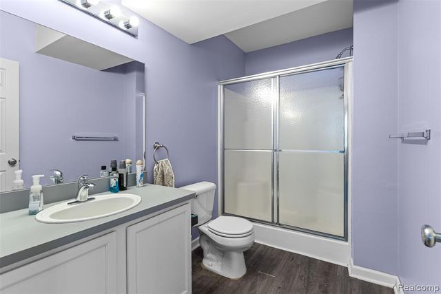 2330 Cherry Tree Lane, Grand Blanc, MI 48439