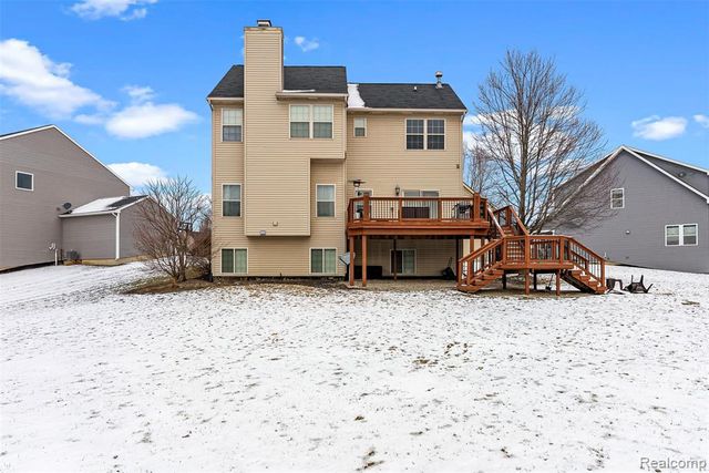 2330 Cherry Tree Lane, Grand Blanc, MI 48439