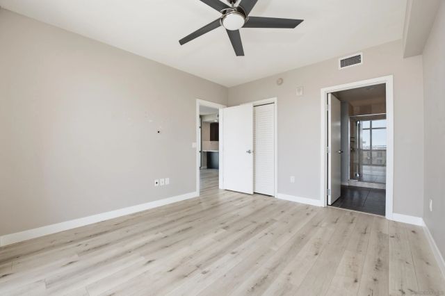 800 The Mark Ln 1409, San Diego, CA 92101