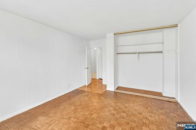 2200 Central Road 3U, Fort Lee, NJ 07024