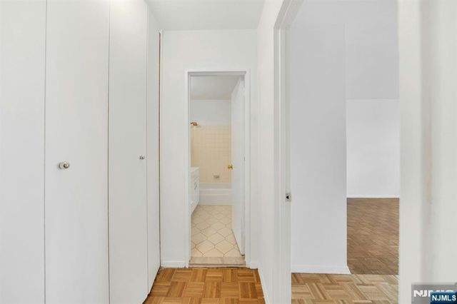 2200 Central Road 3U, Fort Lee, NJ 07024