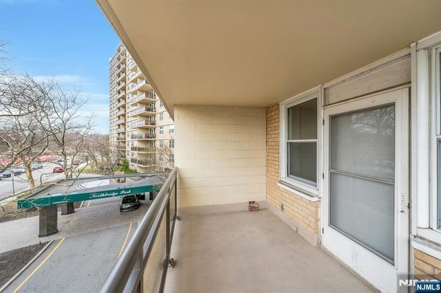 2200 Central Road 3U, Fort Lee, NJ 07024